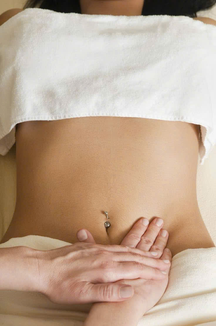Những lợi ích sức khỏe và tinh thần vượt trội của liệu pháp massage yoni trị liệu.